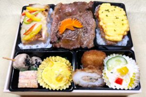 2023 09 08 Main 02 Western Style 3 Types Meat Obento Madeyni